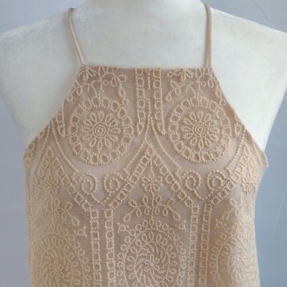 Doe & Rae Embroidered Halter Tank Top - S - Picture 3 of 10